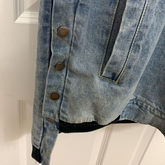 Emory Park size medium VINTAGE oversized denim jacket with front snap closure - Picture 7 of 15
